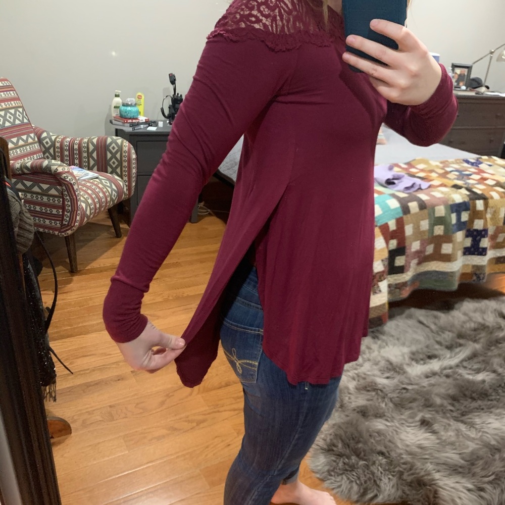 Laced shoulder top